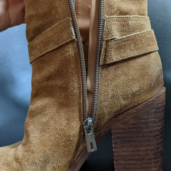 Sam - Picture 5 of 6